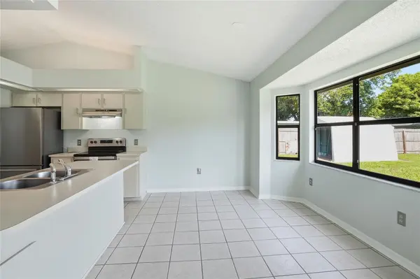734 LAMP POST LN, Lakeland, FL 33809