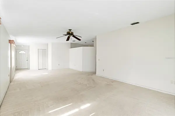 3433 GLEN ABBEY LN, Lakeland, FL 33810