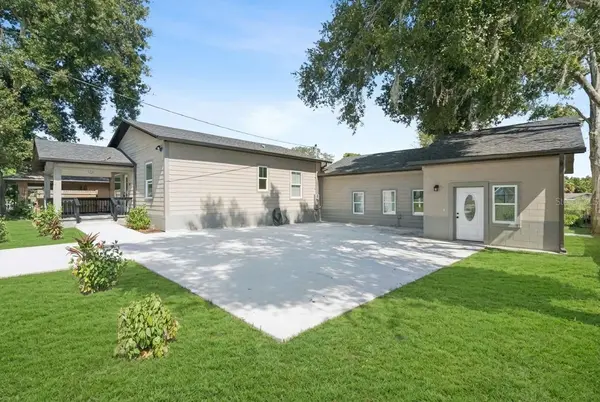 207 AVENUE E SE, Winter Haven, FL 33880