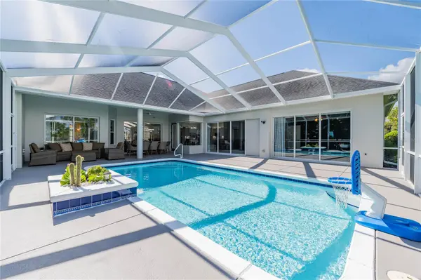 1221 VISTA HILLS DR, Lakeland, FL 33813