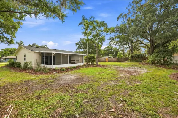 3540 PEACOCK LN, Mulberry, FL 33860