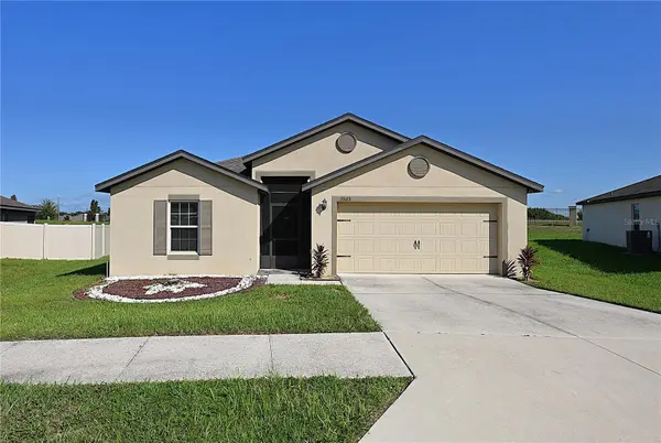 1563 SWAN LAKE CIR, Dundee, FL 33838