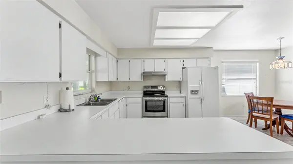 2227 GRAND CYPRESS DR, Lakeland, FL 33810