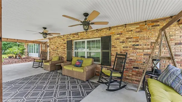 2406 LAKE ELLA RD, Fruitland Park, FL 34731