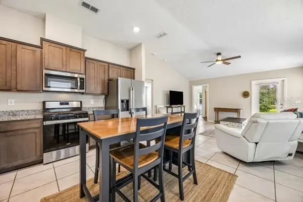 86226 MAINLINE RD, Yulee, FL 32097