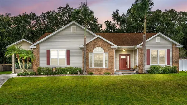 1065 HIDDEN DR, Lakeland, FL 33809