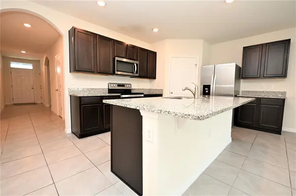 2548 RYLAND FALLS DR, Lakeland, FL 33811