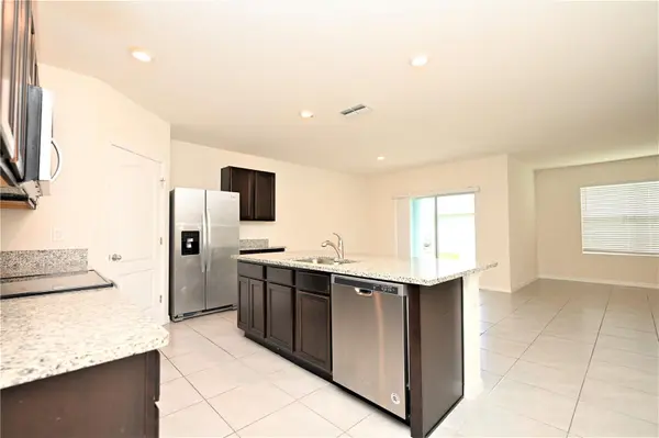 2548 RYLAND FALLS DR, Lakeland, FL 33811