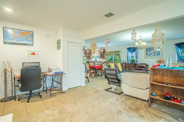 15107 ZENITH AVE, Mascotte, FL 34753