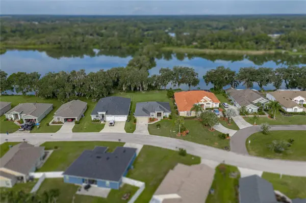 4505 FAIRWAY OAKS DR, Mulberry, FL 33860