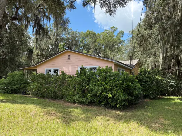 815 N ORANGE AVE, Fort Meade, FL 33841