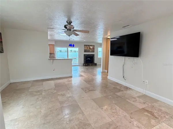679 LAKE DEXTER CIR, Winter Haven, FL 33884