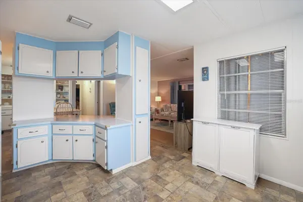 832 JOLANDA CIR, Venice, FL 34285