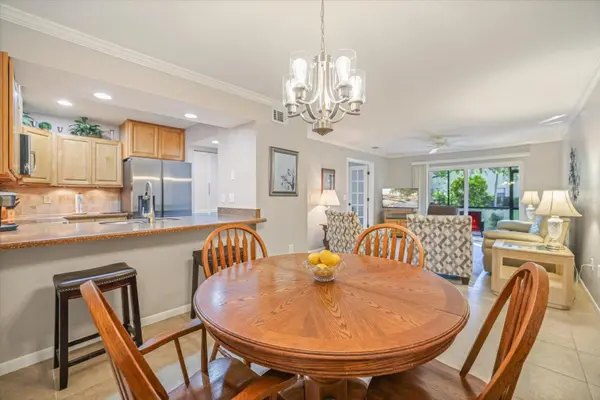752 WHITE PINE TREE RD #102, Venice, FL 34285