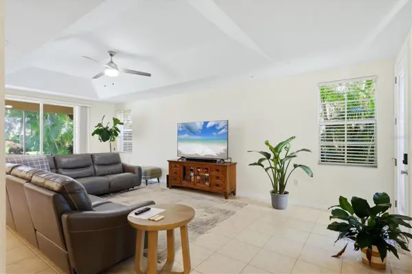 3971 SQUARE EAST LN #8, Sarasota, FL 34238