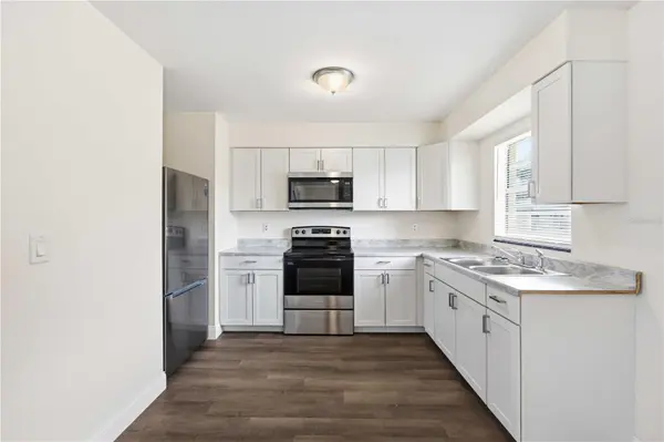 3012 CLAY CIR, Sarasota, FL 34234