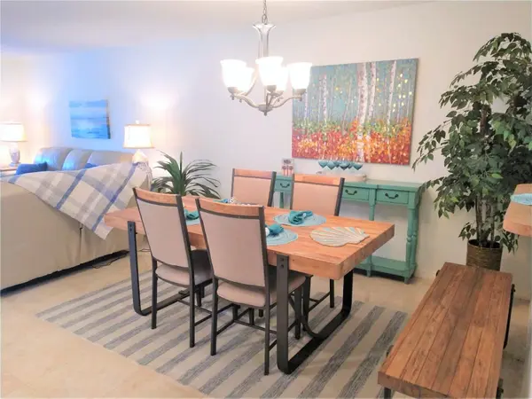 307 PINE HOLLOW CIR #307, Englewood, FL 34223