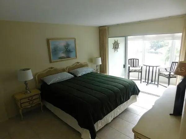 716 GRANADA AVE #302, Venice, FL 34285