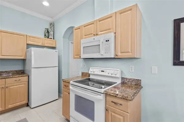 1202 AUBURN COVE CIR, Venice, FL 34292