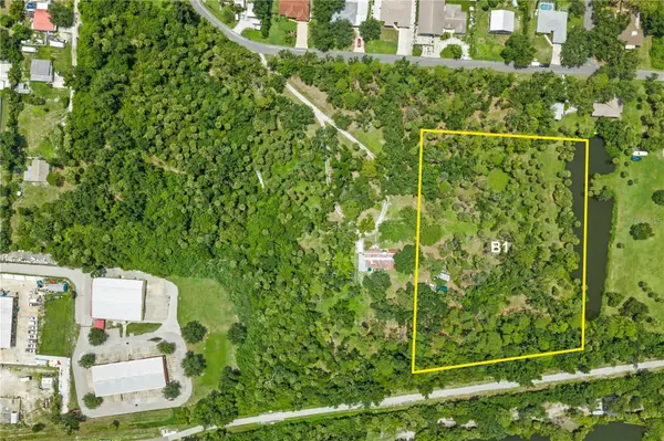 TWIN LAKES AVE #B1, Nokomis, FL 34275