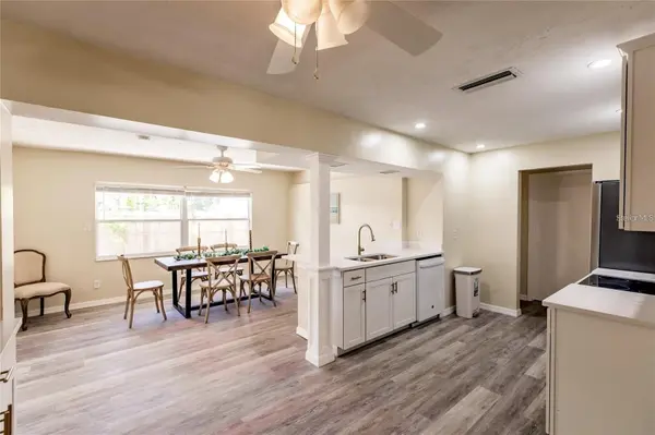 3716 MUNDY RIDGE DR, Sarasota, FL 34233