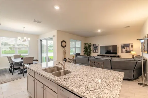 1413 SYLES DR, New Smyrna Beach, FL 32168