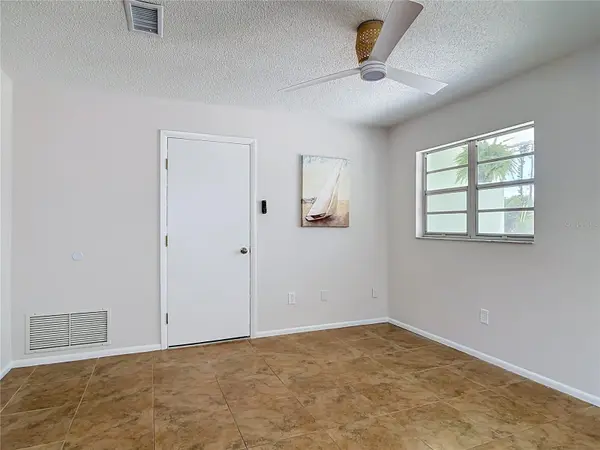 220 CRAWFORD RD, New Smyrna Beach, FL 32169