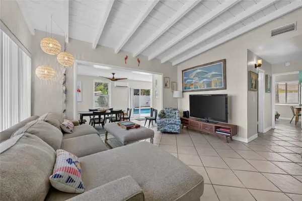 102 ESSEX DR, Ormond Beach, FL 32176