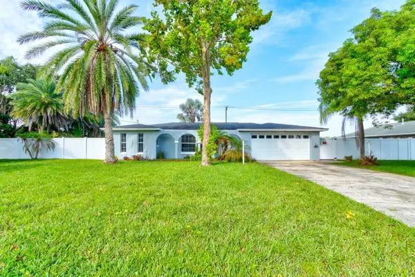 1026 LAKE AVE, Edgewater, FL 32132