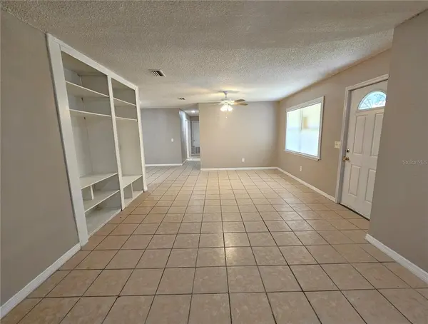6301 BREEZEWOOD ST, Orlando, FL 32818
