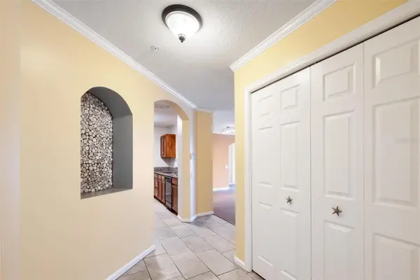 3930 SOUTHPOINTE DR #213, Orlando, FL 32822
