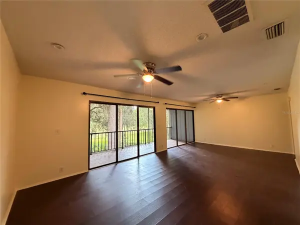 423 SHEOAH BLVD #14, Winter Springs, FL 32708