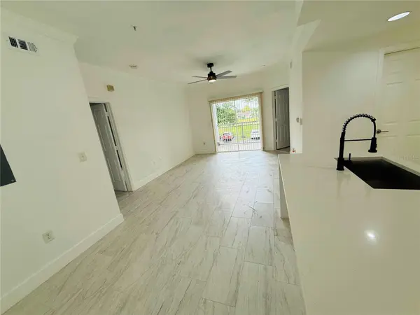 3712 CASTLE PINES LANE #4122, Orlando, FL 32839