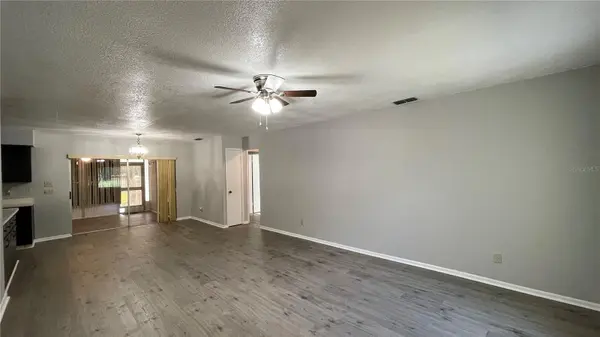 253 W LAKE INA DR, Winter Haven, FL 33884