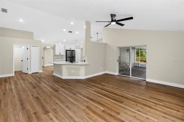 2190 GLENLOCK DR, Deltona, FL 32725
