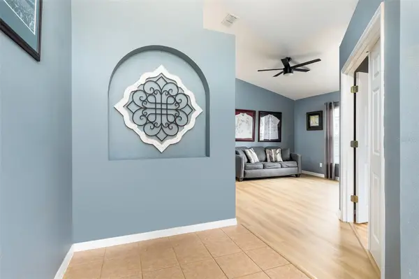1059 BLUEGRASS DR, Groveland, FL 34736