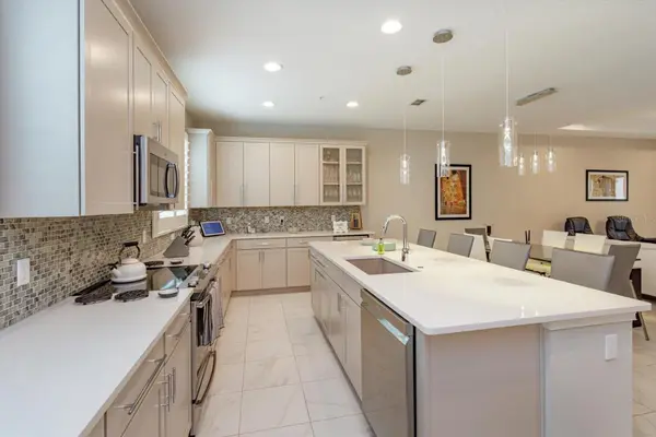 1495 LAKE GEORGE DR, Lake Mary, FL 32746
