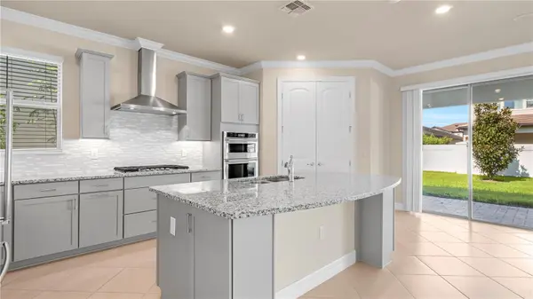 9212 HANGING VINE CT, Orlando, FL 32836