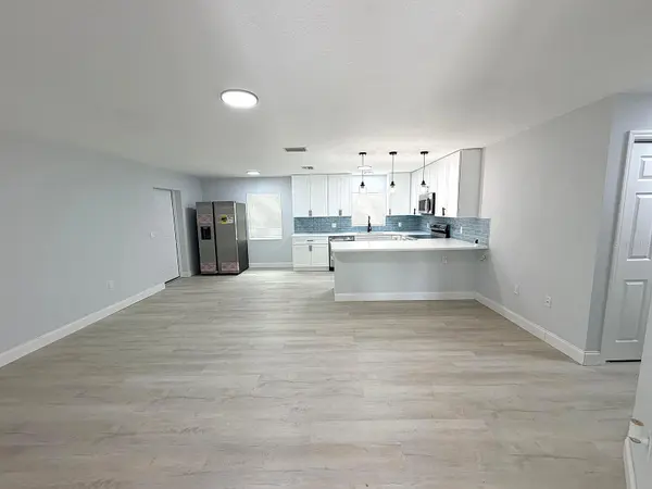 445 NW 10TH AVE, Webster, FL 33597