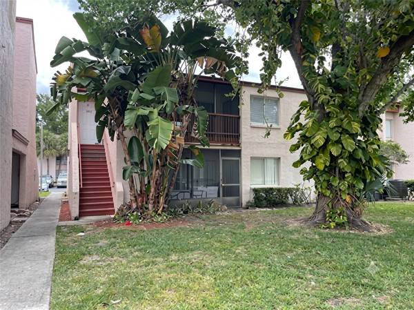 4322 LAKEWAY DR #13F, Orlando, FL 32839