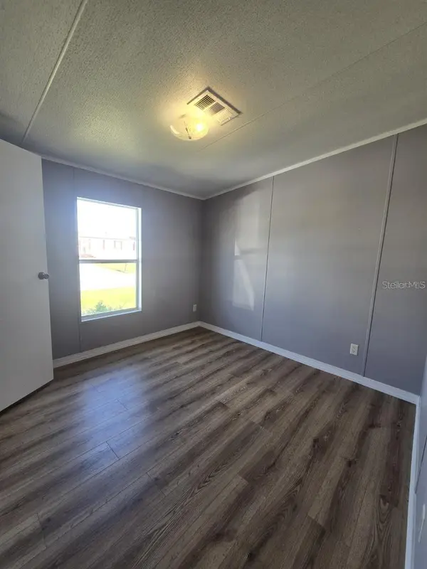 617 W LEMON ST, Davenport, FL 33837