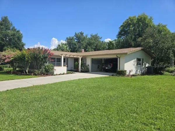 120 LARKWOOD DR, Sanford, FL 32771