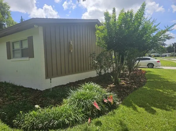 120 LARKWOOD DR, Sanford, FL 32771