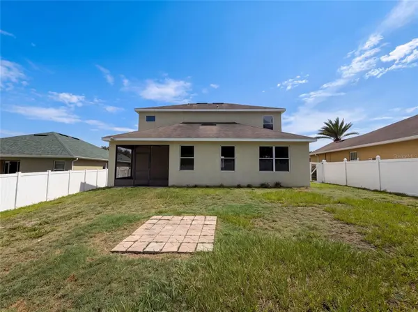 881 HARING LN, Mount Dora, FL 32757