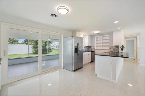 3485 ROSLYN RD, Venice, FL 34293