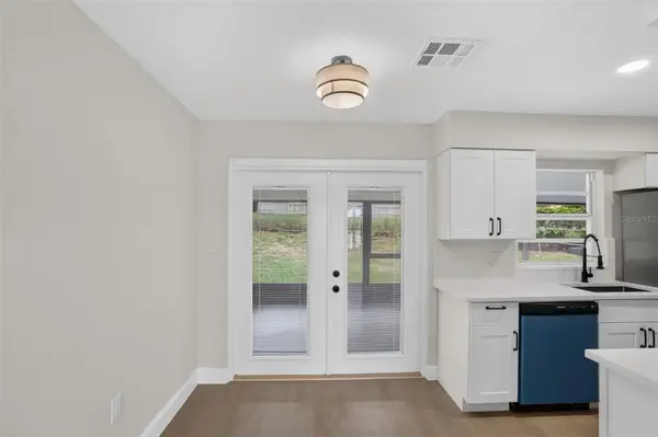 3413 PARIS PL, Orlando, FL 32818