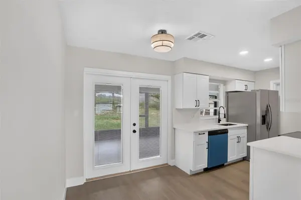 3413 PARIS PL, Orlando, FL 32818