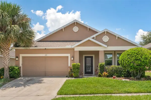 1142 GRAND HILLTOP DR, Apopka, FL 32703