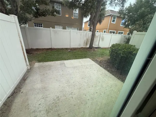 9460 STRONGBARK LN, Orlando, FL 32832
