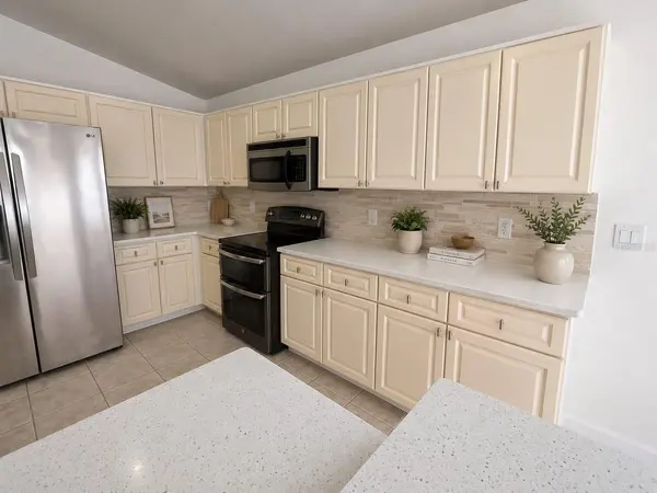244 WINDSOR PL, Davenport, FL 33896